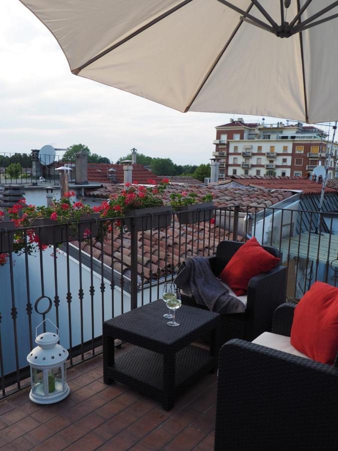 Suite Sul Fiume Парма Экстерьер фото