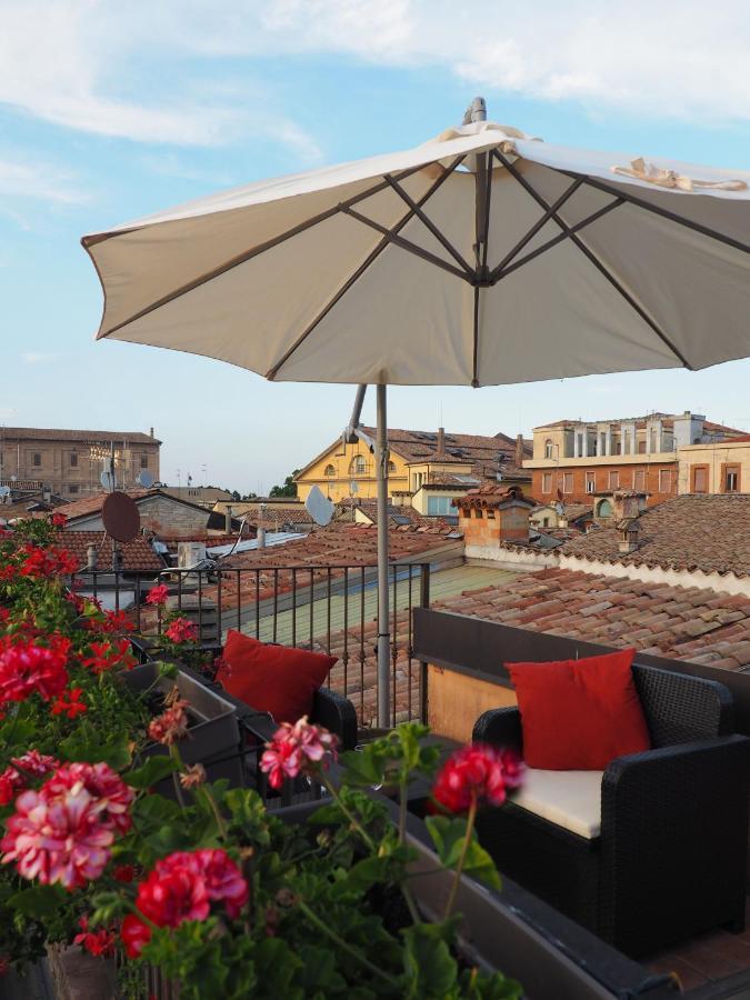 Suite Sul Fiume Парма Экстерьер фото