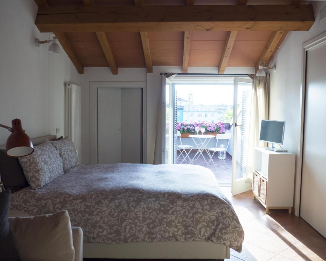 Suite Sul Fiume Парма Экстерьер фото